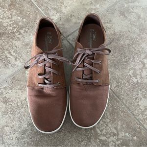 Men’s size 14M toms sneakers- worn once